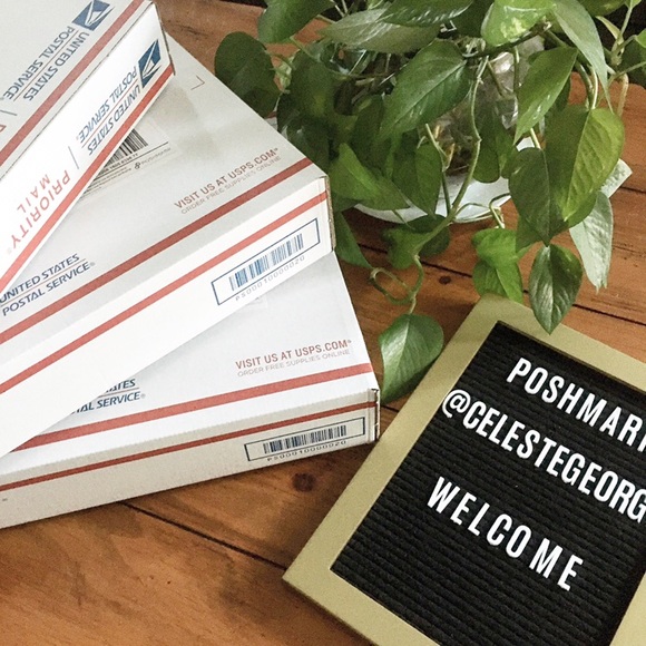 Meet Posher Celeste & Family
@celestegeorge - Picture 16 of 16